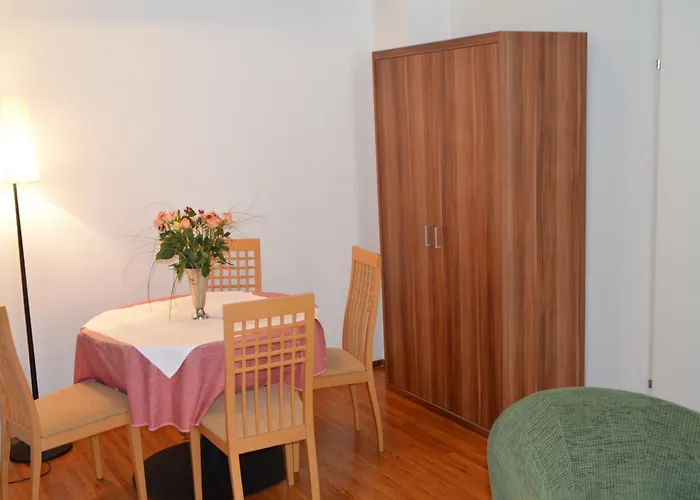 Neue Post - Lägenhet *